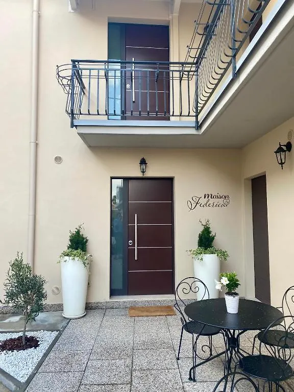 Maison Federica Colà