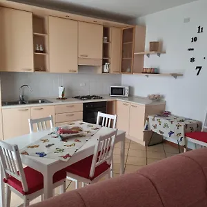 Appartamento Casa Angela, Colà